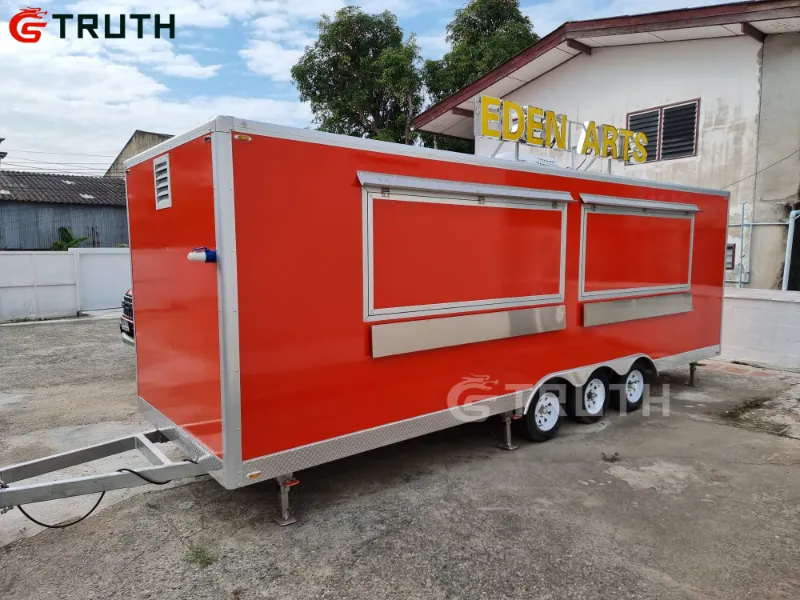 Klient z Tajlandii z sukcesem otwiera firmę zajmującą się pizzą i grillem dzięki przyczepie z czerwoną żywnością o długości 6,7 m firmy Qingdao Truth Technology