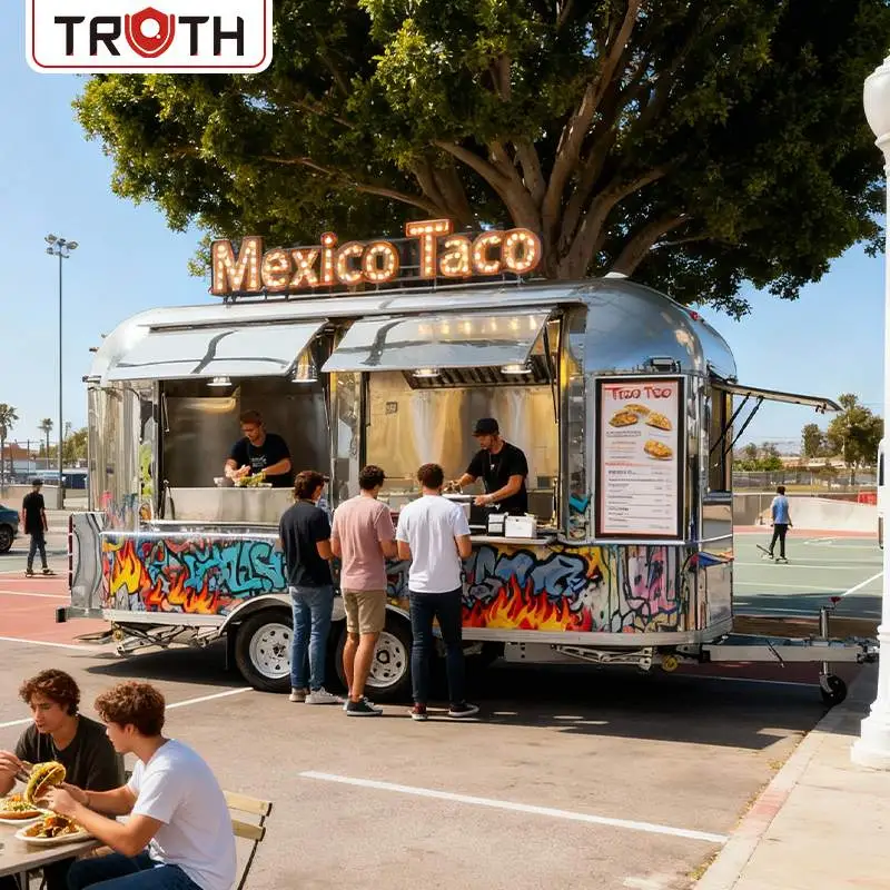 Koncesja na ciężarówkę z przyczepą Taco w pełni wyposażona